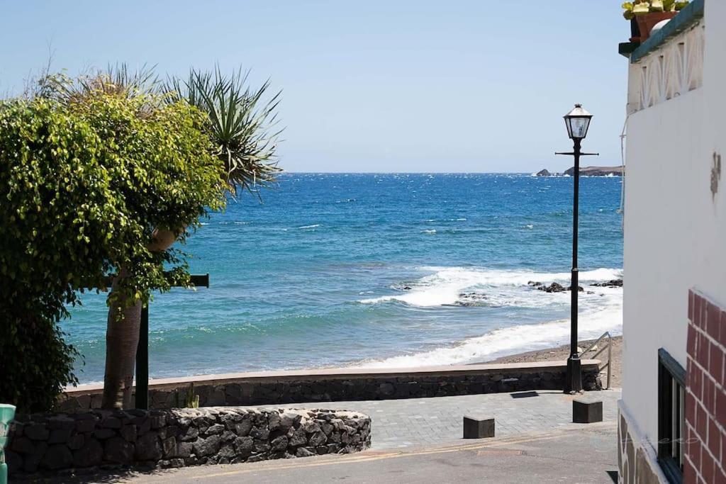 Sea View Apartment 2B Poris de Abona Luaran gambar