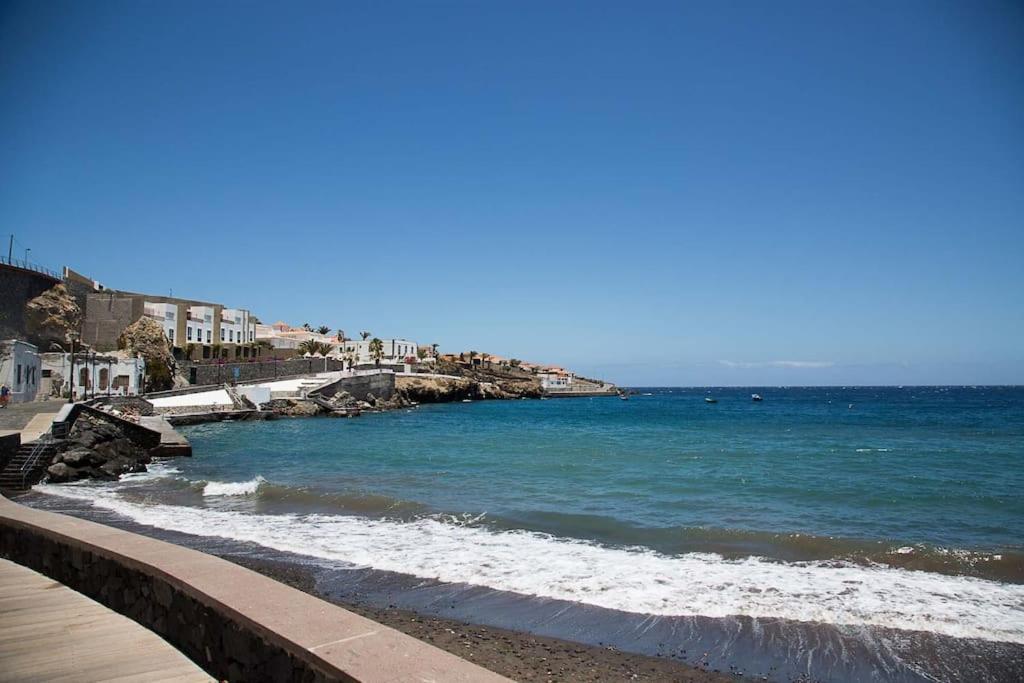 Sea View Apartment 2B Poris de Abona Luaran gambar